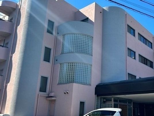 外観の建物正面  