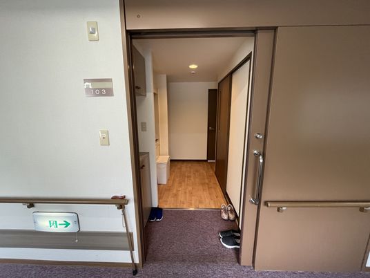 居室の開放的な入口