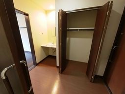 居室内の洗面所