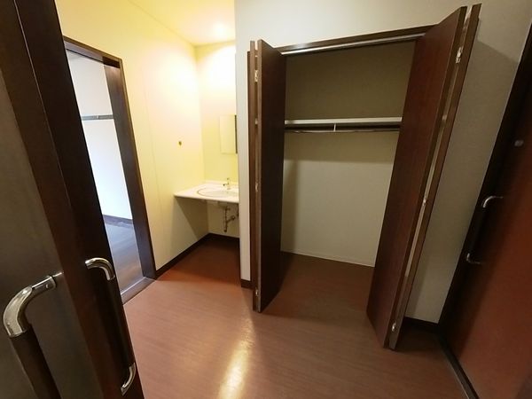 居室内の洗面所