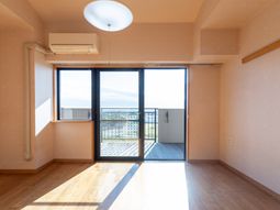 明るい空間の居室