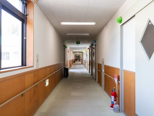 長い廊下
