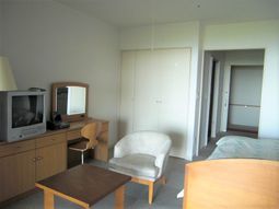 居室の家具と設備