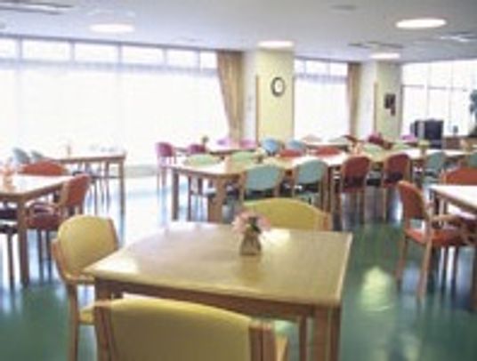 明るいダイニングスペース
