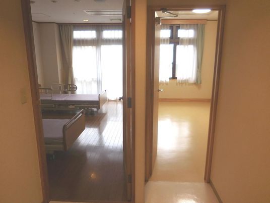 和やかな居室の様子