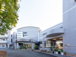 広く開放的な外観