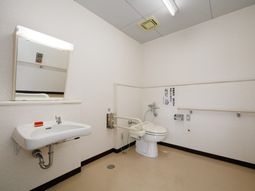 バリアフリートイレ