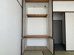 和室の押入れ