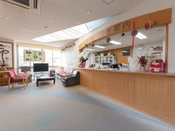 明るい待合スペース