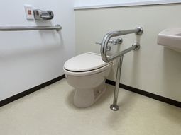 安全に配慮したトイレ