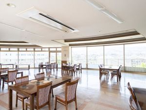 明るい食堂  