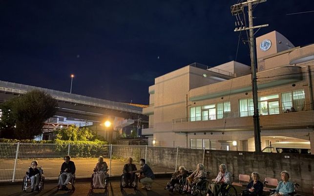 夜勤スタッフの募集
