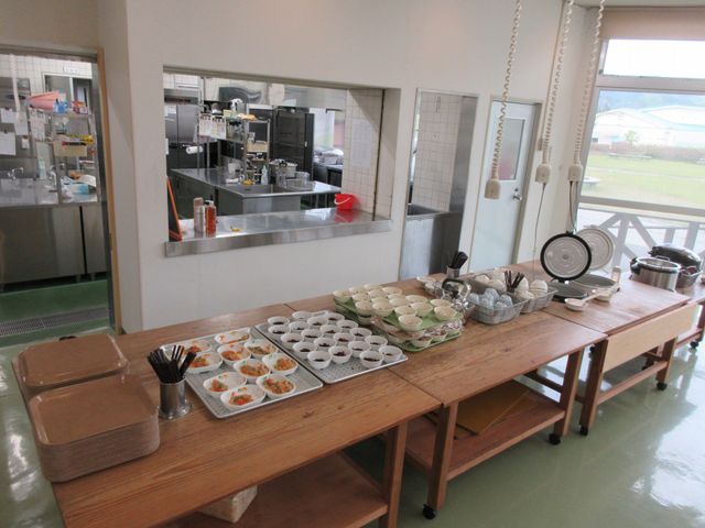 お食事