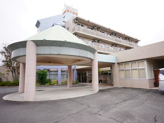 エントランス付近の建物
