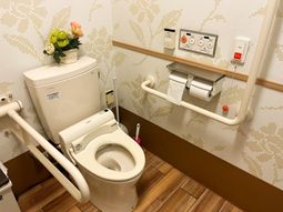 機能的で安全な空間トイレ