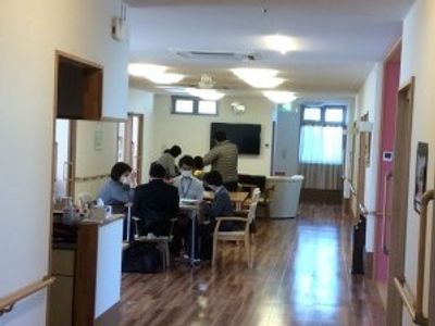 和やかな共有スペース