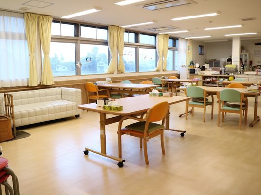 共有ラウンジ居心地良し