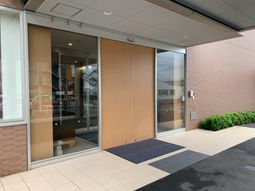 建物の出入口  