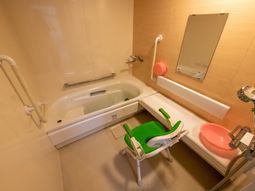 バリアフリー浴室設備