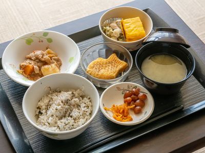 栄養バランスの取れた食事提供