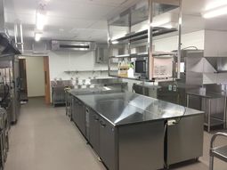 整備されたキッチン設備