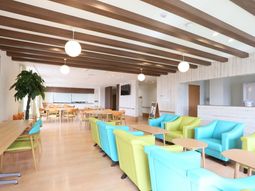 明るいダイニングルーム