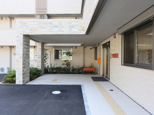 清潔なエントランス
