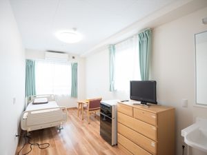 洋室の明るい居室