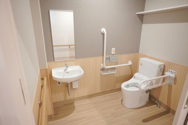 バリアフリー対応の洗面トイレ