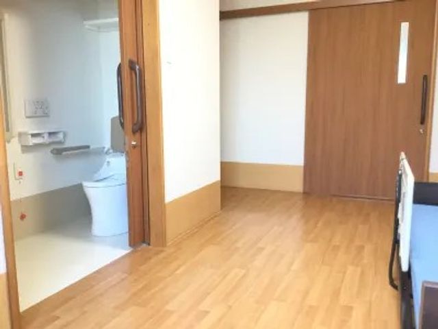 明るいトイレ