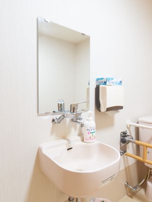手洗い場の洗面台