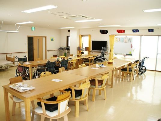 明るい食堂  