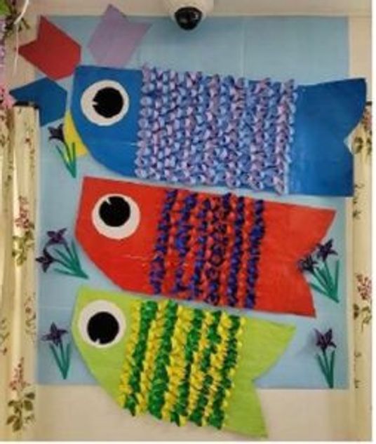 カラフルな壁掛けアート