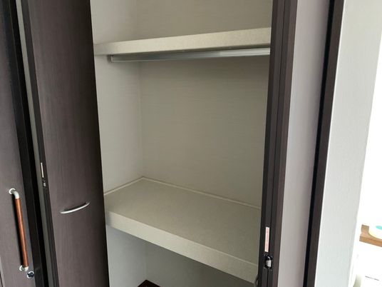 洋服を収納しやすいスペース