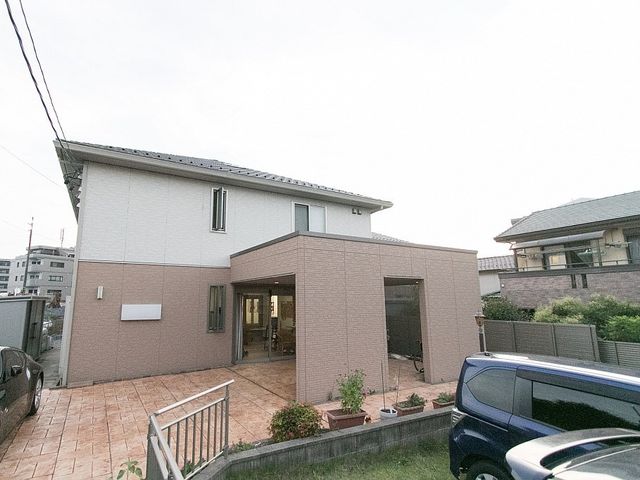 明るい住宅風景