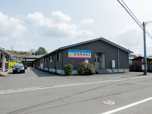 外観の一角を示す建物