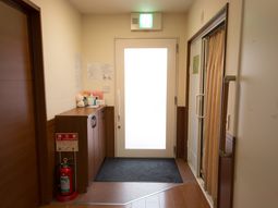 出入り口の廊下の様子