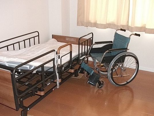 バリアフリー居室と車椅子