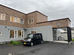 落ち着いた雰囲気の外観