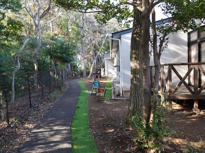 静かな庭園の一角