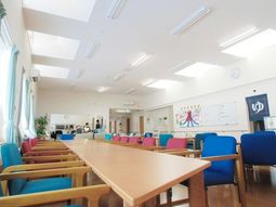 広いホールの様子