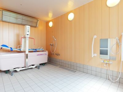 清潔な浴室の設備