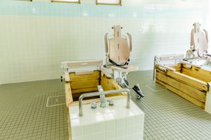 バリアフリーの浴室設備