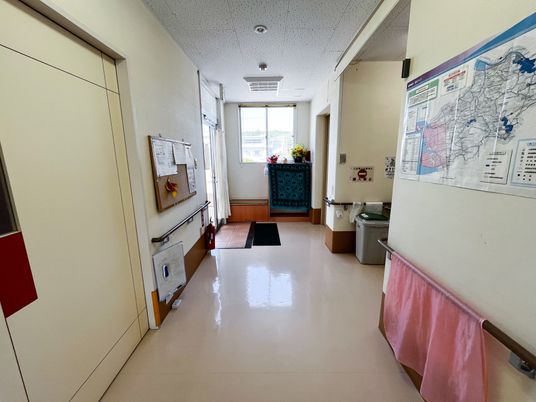 明るい廊下