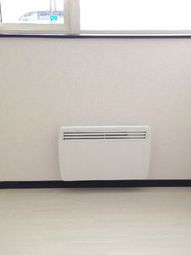 清潔な壁とエアコン