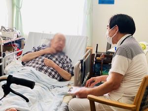 談笑が行われている居室