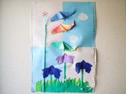 壁に飾られた折り紙アート