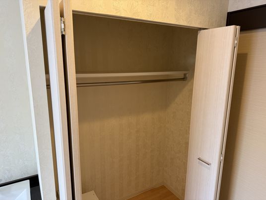 広々したクローゼット