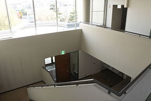 自然光が入る階段