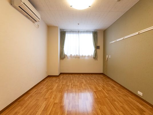 明るい空間の居室